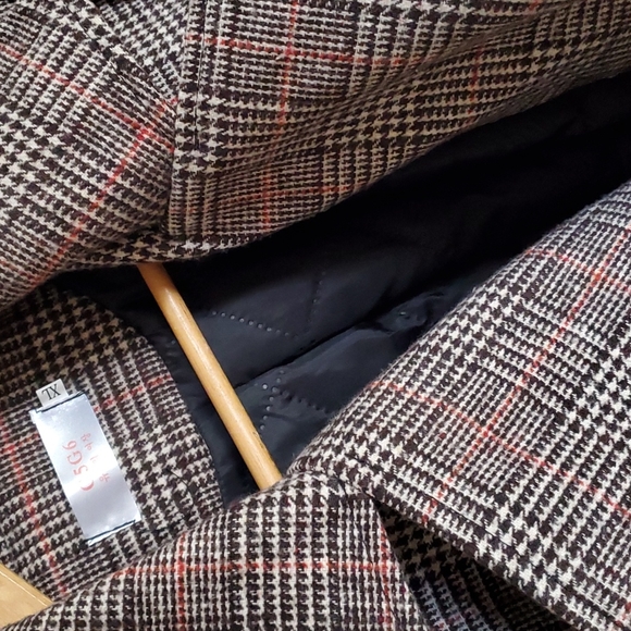 Korean brand winter coat - Picture 9 of 9